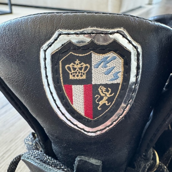 Italian Stylish Black Lace-Up Boots with Crest Detail - Picture 6 of 6